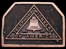 KH15131 VINTAGE 1976  TELEPHONE PIONEERS OF AMERICA  BELT BUCKLE