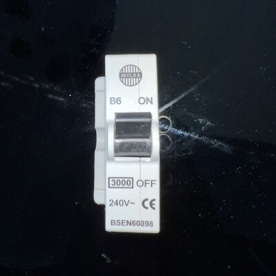 WYLEX B6 AMP BSEN 60898 6 Old Style Stecker in MCB mit Basis
