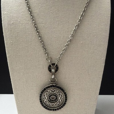 VTG SilverTone Chain Filagree 3 concentric Round Pendant/Necklace -18 