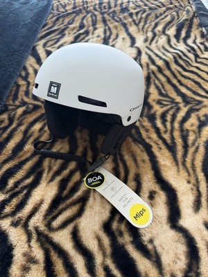 Oakley MOD1 Pro MIPS Ski Snowboard Helmet White Medium 55-59cm New w/Tags