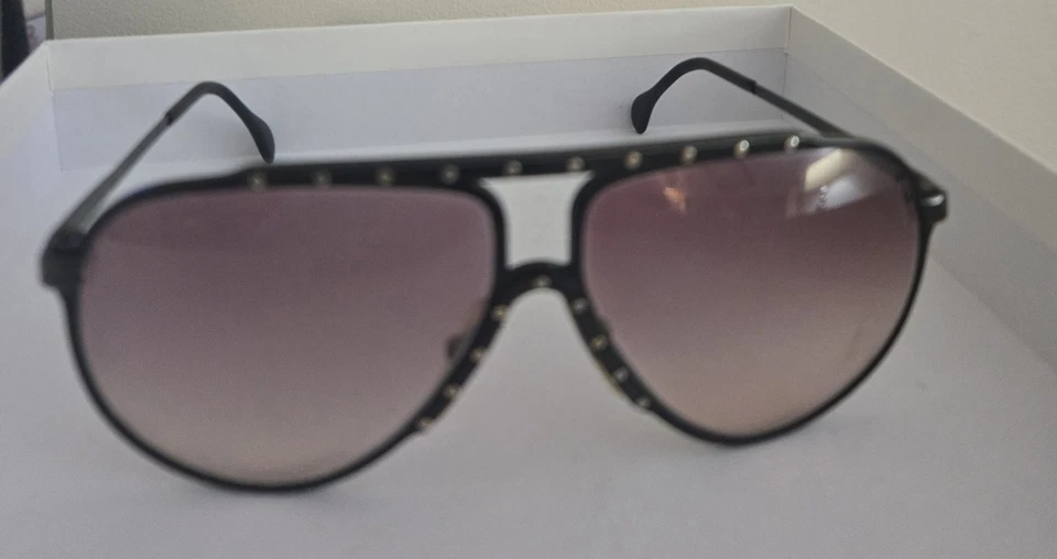 Alpina M1 Sunglasses Vintage Made In West Germany  Black With Gold Screws - Image 4 of 4