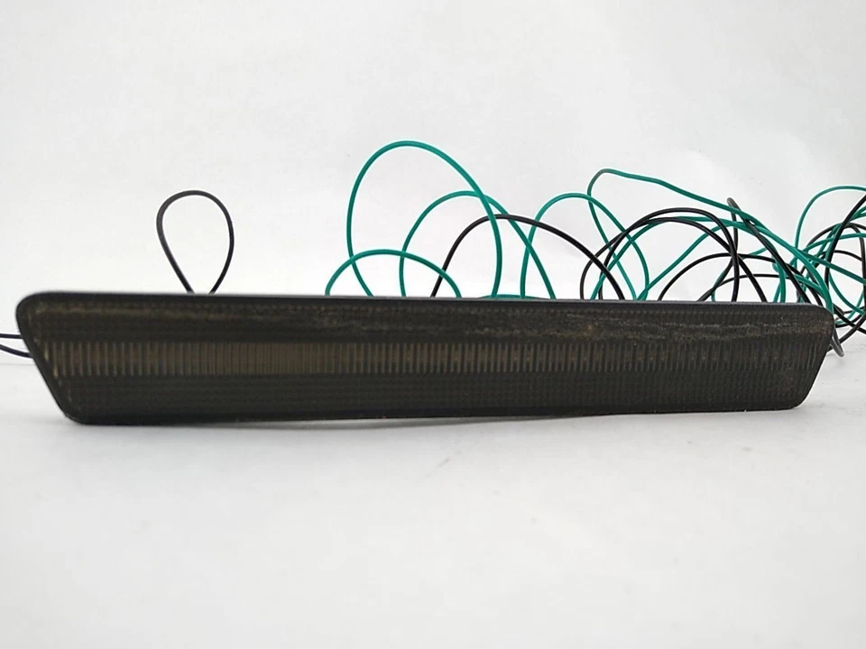 Par de luces de señalización laterales traseras para Ford Mustang SN95 cupé para 1999-2004 99 Foto 3 de 4