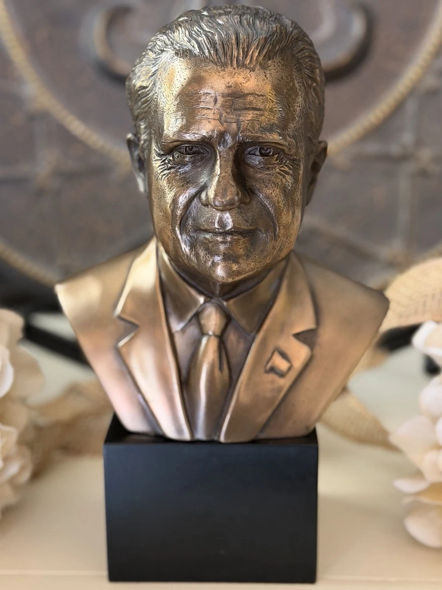 Richard M. Nixon US President & First Lady Collectibles for sale