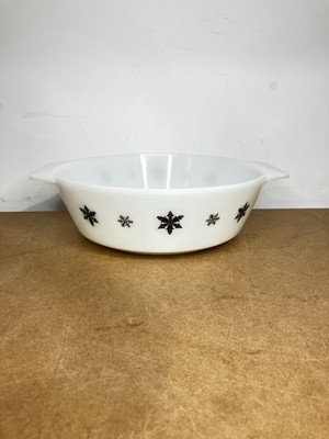 Vintage Pyrex Kasserolle Servierschale weiß Schneeflockenmuster 9 Zoll Weihnachten