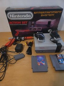 1988 Nintendo NES Action Set Console Bundle  "COMPLETE" W/ original box