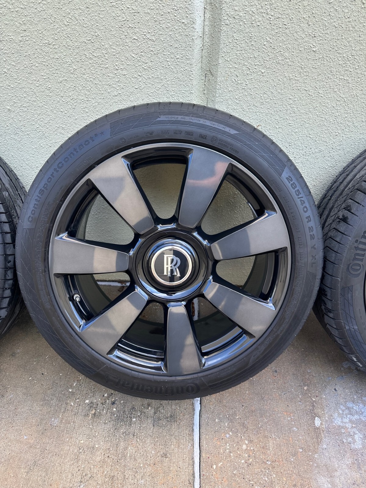 Genuine Rolls Royce Cullinan Wheels 7 Spoke With Continental Tires
