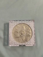 Ofra Lotus Blossom Highlighter