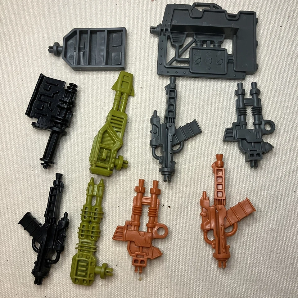 Lote de 10 piezas y accesorios vintage Jayce & The Wheeled Warriors Mattel 1984 Foto 4 de 4