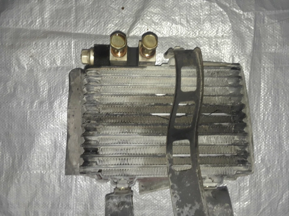 Mazda RX8 RX-8 OEM LH Left Driver Side Oil Cooler 2004 2005 2006 05 06 07 - Изображение 3 из 3