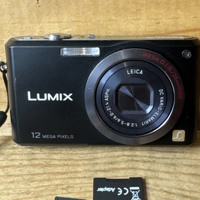 Panasonic LUMIX DMC-FX100 Digitalkamera schwarz 12MP Ladegerät und SD2GB