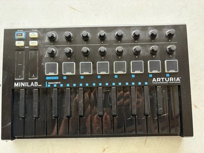 Arturia MiniLab MkII Deep Black Edition 25-Key USB MIDI Controller – tested - Photo 1/4