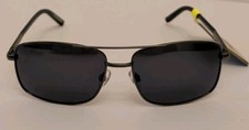 Foster Grant Gunmetal Gray POLARIZED Sunglasses 100 UVA-UVB Scratch Resistant