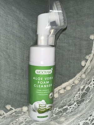 Aloe Vera Foaming Cleanser 150 ml Remove Makeup Deep Cleansing Moisturizing