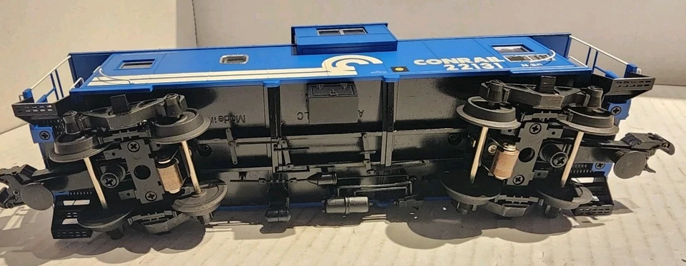 Atlas 6608-1 O Scale Extended Vision Caboose Conrail #22131 - Image 4 of 4