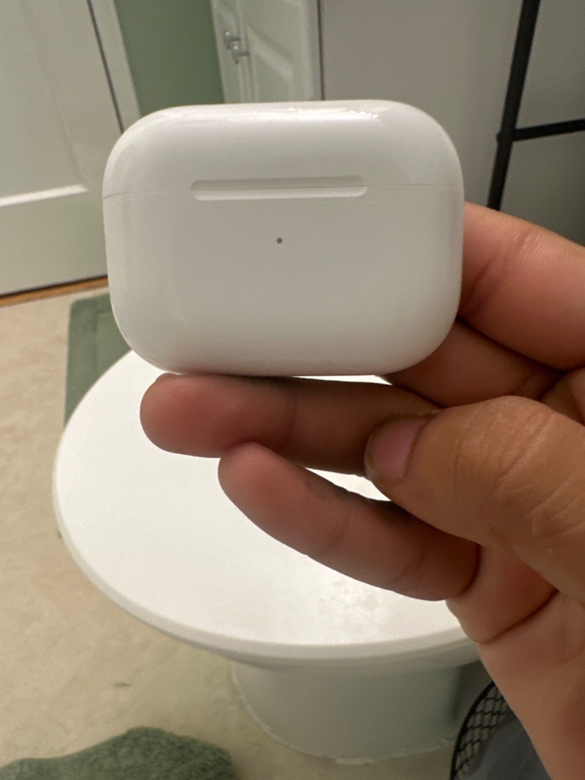 Apple AirPods Pro 2nd Gen with MagSafe Charging Case - White-image