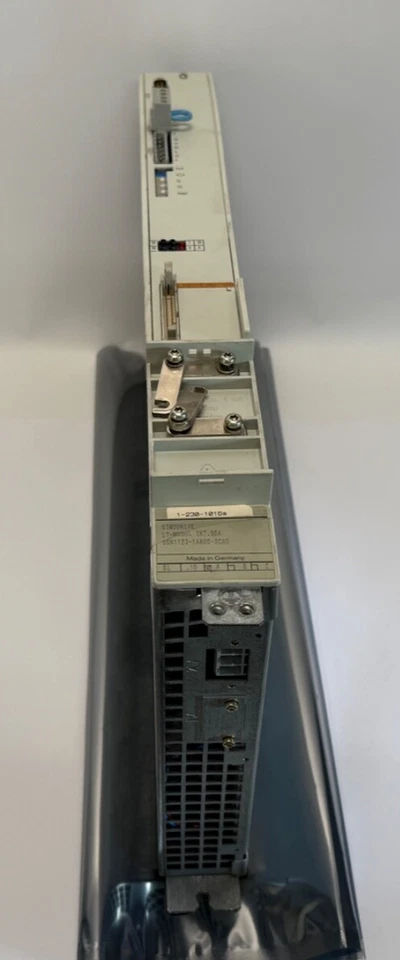 Servoaccionamiento Siemens 6SN1130-1AD11-0CA0 6SN1123-1AA00-0CA0 6SN1118-0AD11-0AA0 Foto 2 de 4