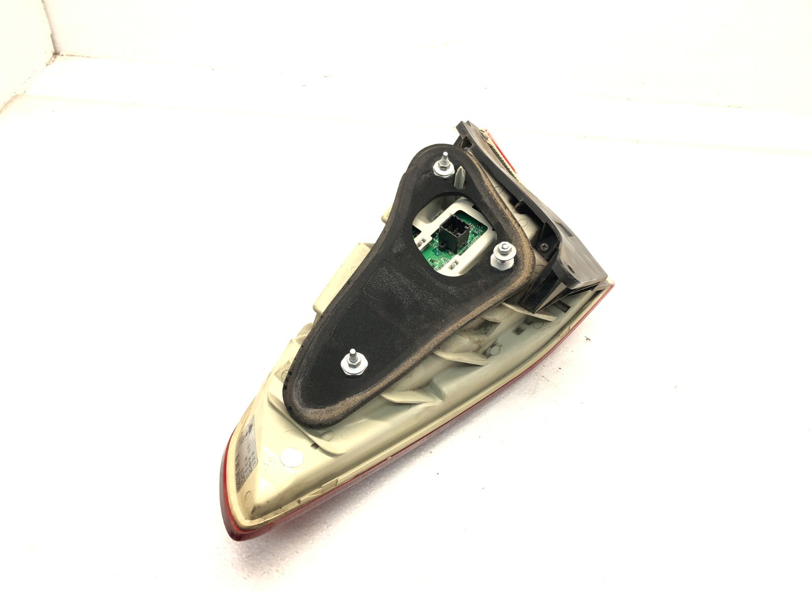 2008-2012 MASERATI GRANTURISMO S M145 LEFT DRIVER REAR TAILLIGHT TAILLAMP OEM