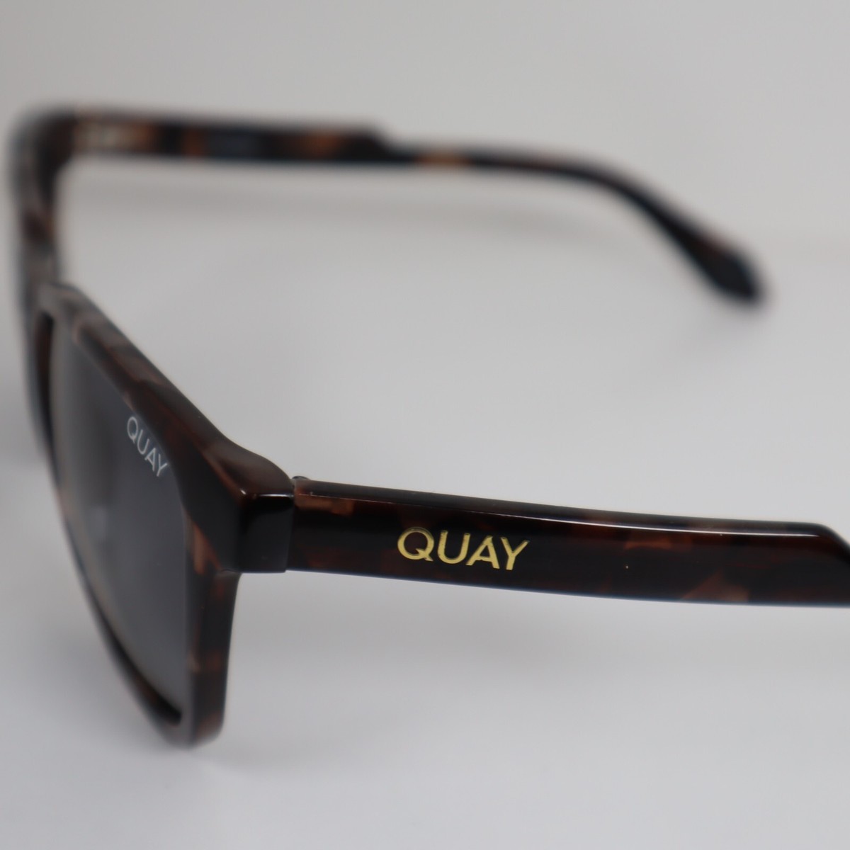 Quay Australia HARDWIRE POLARIZED 126 Tortoise/Smoke Unisex  display picture 1