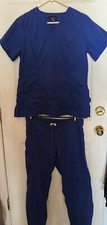 Peaches Women s M Royal Blue V-Neck Scrub Top and Pant Set. Great Shape