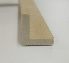 Angle hardwood decorative trim moulding 21x21mm 1170mm beading wooden timber