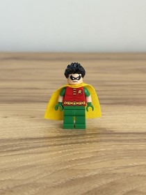 LEGO DC Super Heroes Batman II Robin Minifigure sh0200 Jokerland 76035 Minifig