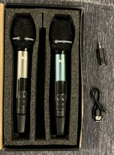 2x Professional Wireless Handheld Microphones...