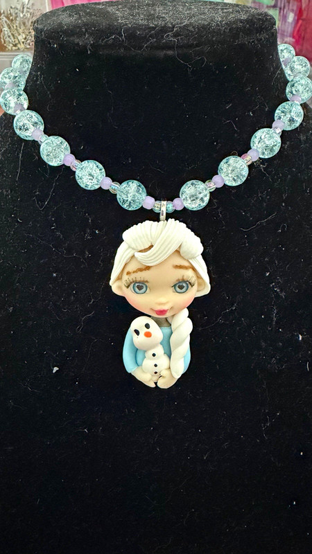 Girls Cartoon Figure Charm Pendant Beaded Plastic Necklace Blue Purple