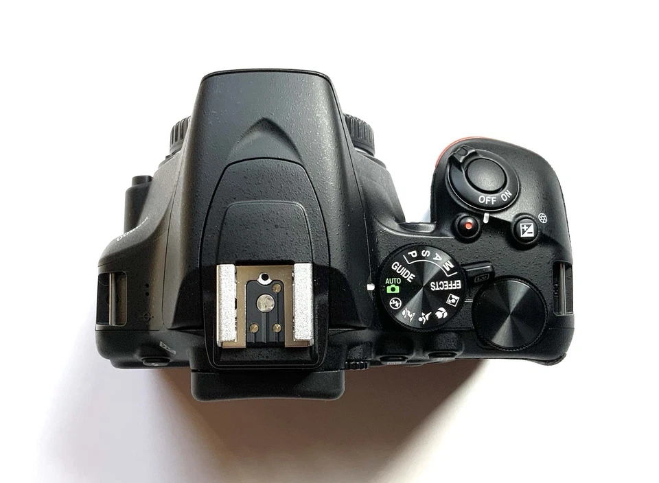 Nikon D3500 Digital SLR Camera Body 24.2MP Black - Image 4 of 4