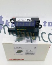 1PCS NEW  Honeywell ZT870 Ignition Transformer