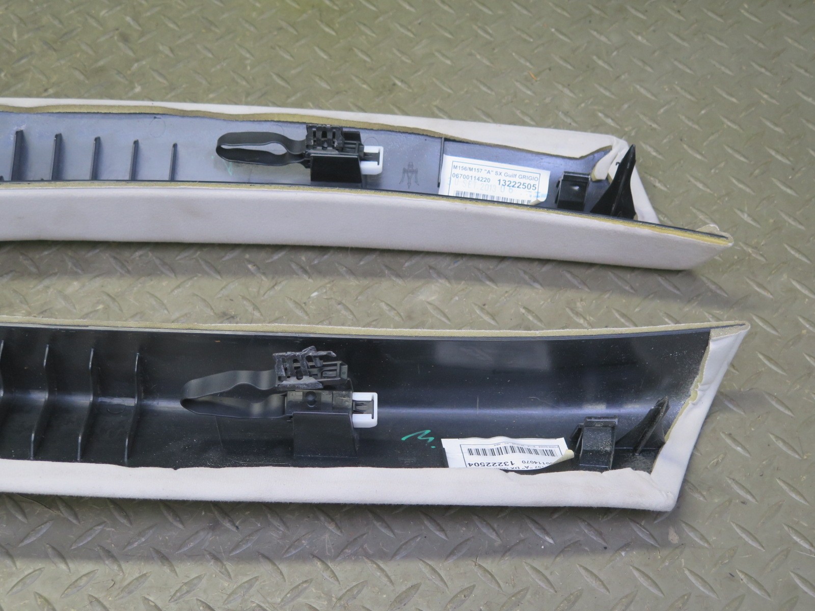2014-2020 MASERATI GHIBLI M157 FRONT LEFT & RIGHT SIDE A PILLAR TRIM COVER SET