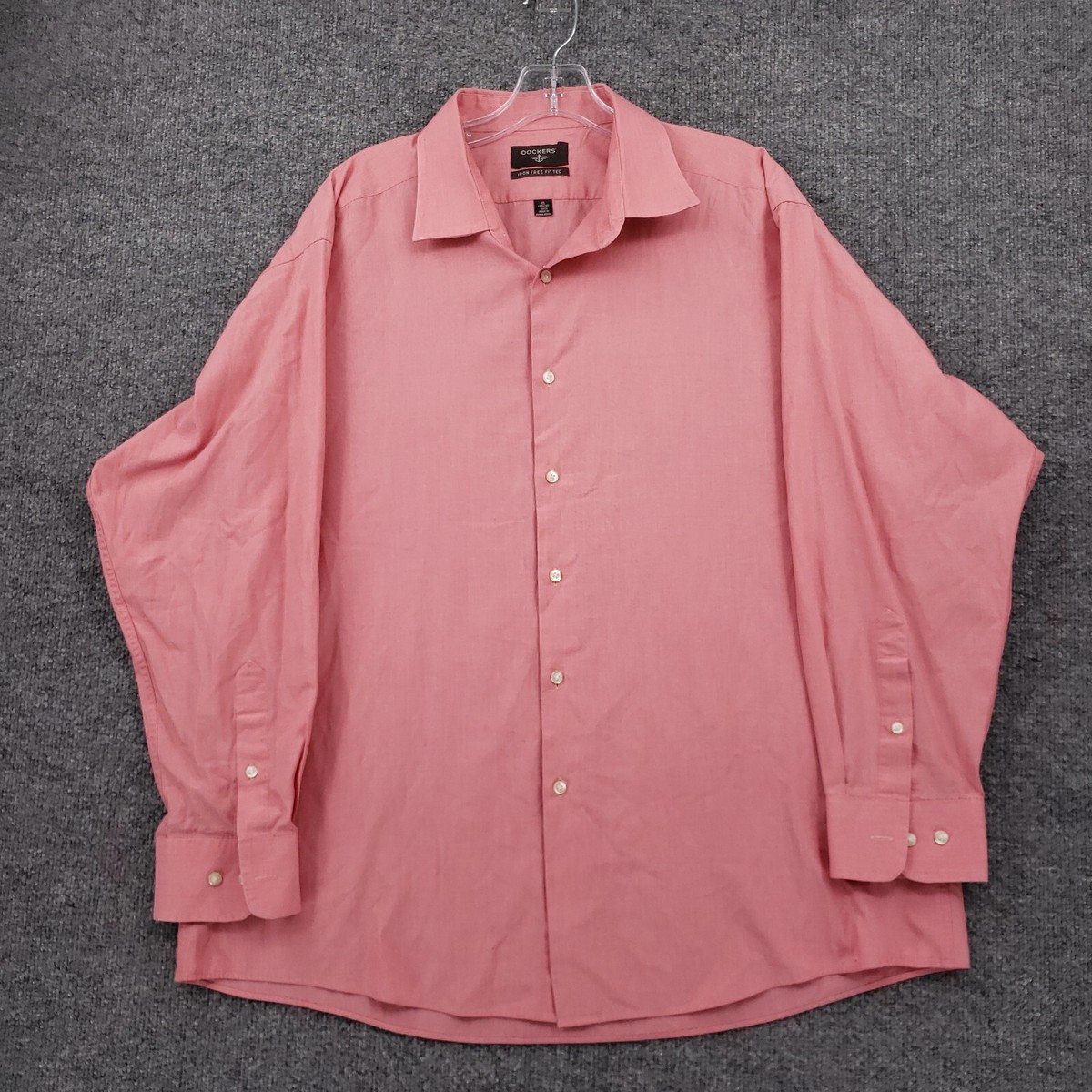 Docker's Dress Shirt Mens XL Button-Up Red Iron Free Fitted Long Sleeves  Cotton