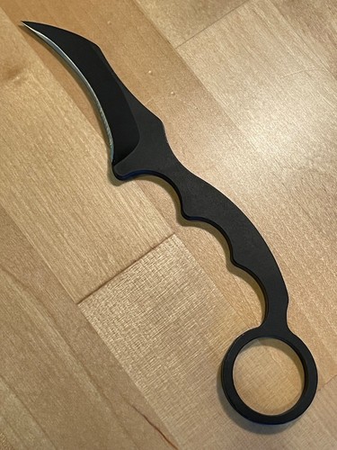 Max Venom DMaX Fighter Karambit Knife - 2.5" / Black