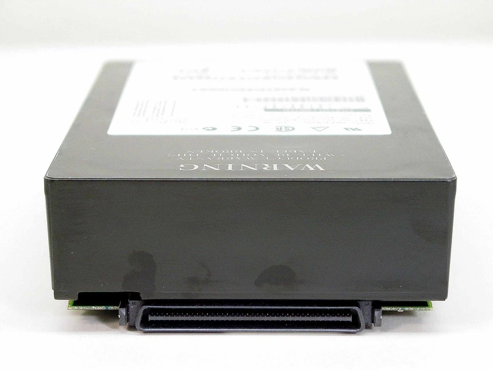 Sun 3703414-05 18.0GB Fujitsu MAA3182SC 7200RPM SCSI 80PIN HDD CA01606-B96300SU - Image 4 of 4