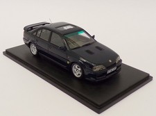Spark Models 1/43 Scale S1236 - 1990 Lotus Carlton - British Racing Green