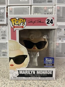 funko pop マリリンモンロー新品未使用！ Amazon.com: Funko Marilyn Monroe in White Dress + Pop Protector