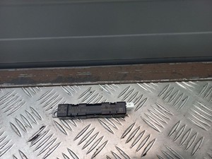 Audi Q5 SQ5 2009 Antennenverstärker Signalverstärker 8R0035225J ATV34532