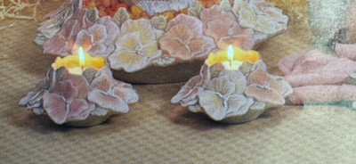 VINTAGE DONA'S CERAMIC MOLD #D-1160 PANSEY CANDLE CUPS (2)  5 1/4''W