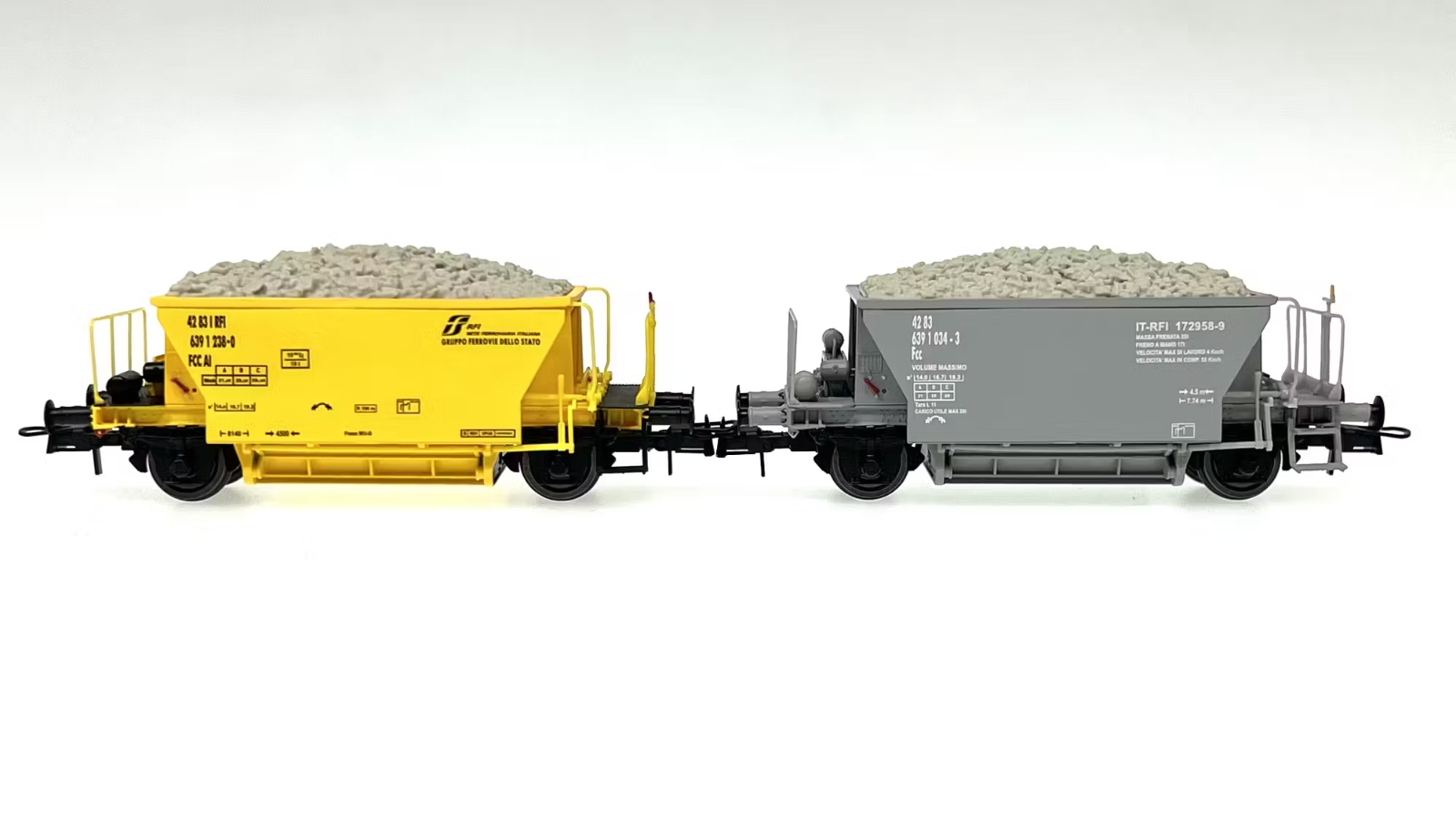 OS.KAR 4359 Set Of 2 FCC Cars By RFI, Ash Gray Livery + Signal Yellow