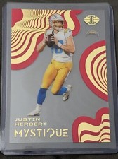 2020 JUSTIN HERBERT ILLUSIONS MYSTIQUE RARE RED 32/399 ROOKIE CARD. rookie card picture