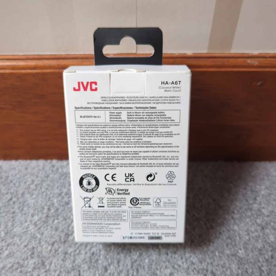 JVC Gumy HA-A6T Mini True Wireless Coconut White Headphones - Image 2 of 2