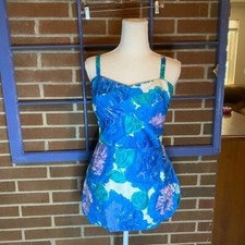 Late 50s early 60s Tori Richard for The Holiday Shops Honolulu Cotton Ro  