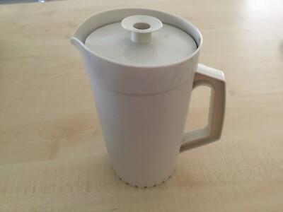 Tupperware Krug/Kanne Nr.874-2 Farbe Beige