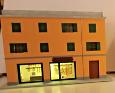 Gebäude mit Laden italienische Metzgerei Typ FS HANDARBEIT, Spur HO 1:87