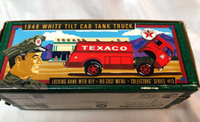 Vintatge ERTL Texaco 1949 White 3000 Tilt Cab Tank Truck Bank, SER. 13, NIB