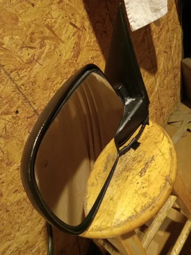 00-06 Chev/GMC Silverado/Sierra, Tahoe/Yukon L/H Side View Mirror  W/ Power &...