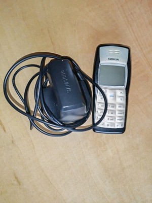 Nokia 1100 entsperrt Handy gesperrt schwarz funktioniert fairer Zustand 