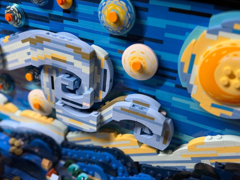 LEGO Ideas 21333 The Starry Night, photo 4 of 5