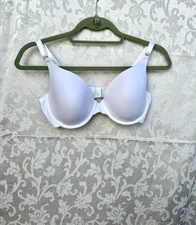 Warner’s Size 38D Women’s White Lightly Lined Underwire Bra Style 01590