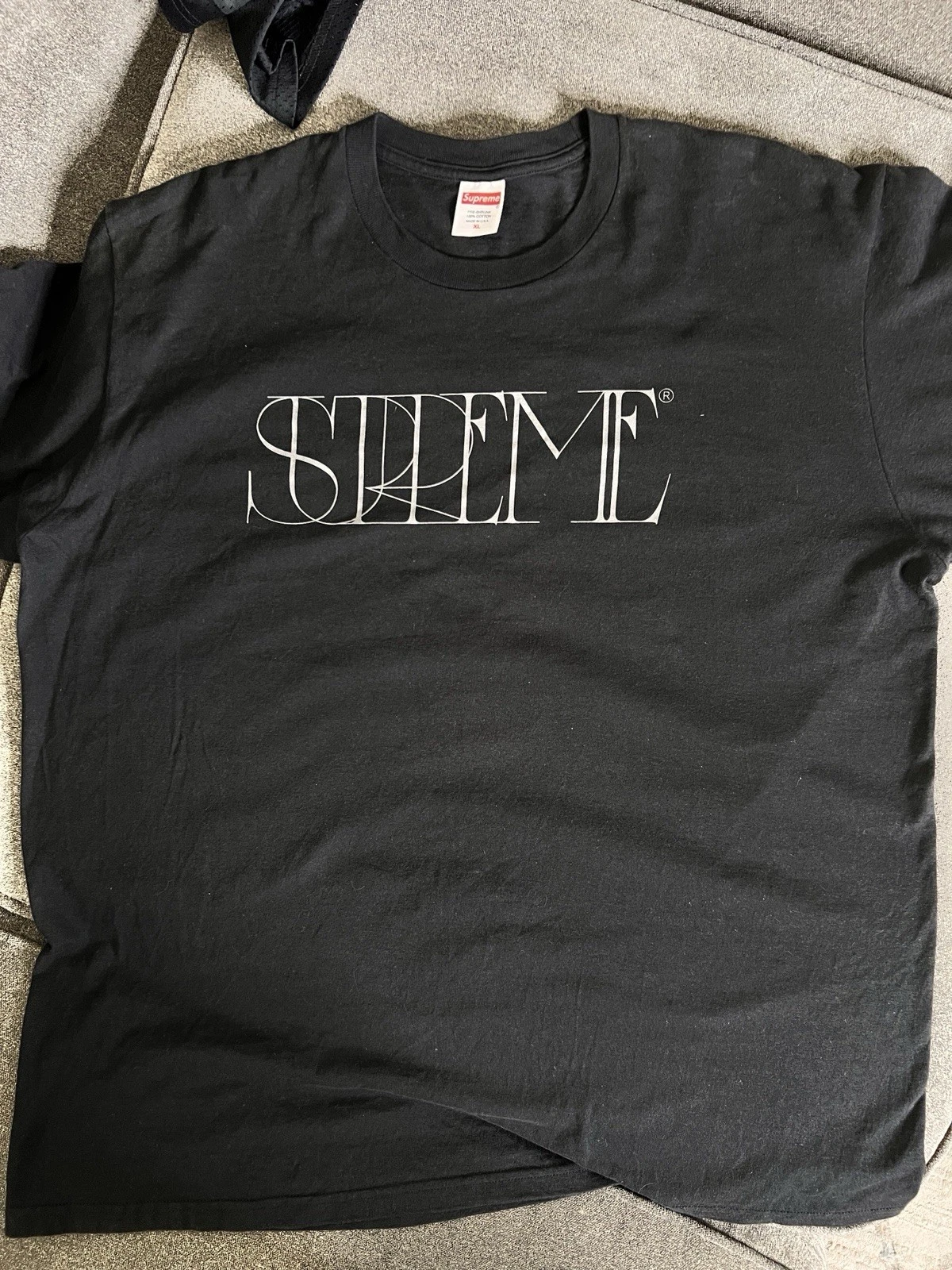 tee shirt suprême taille xl