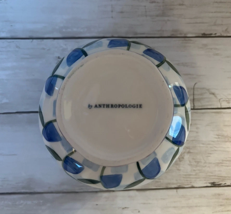 Jarrón floral de cerámica Anthropologie (abierto) Foto 3 de 4